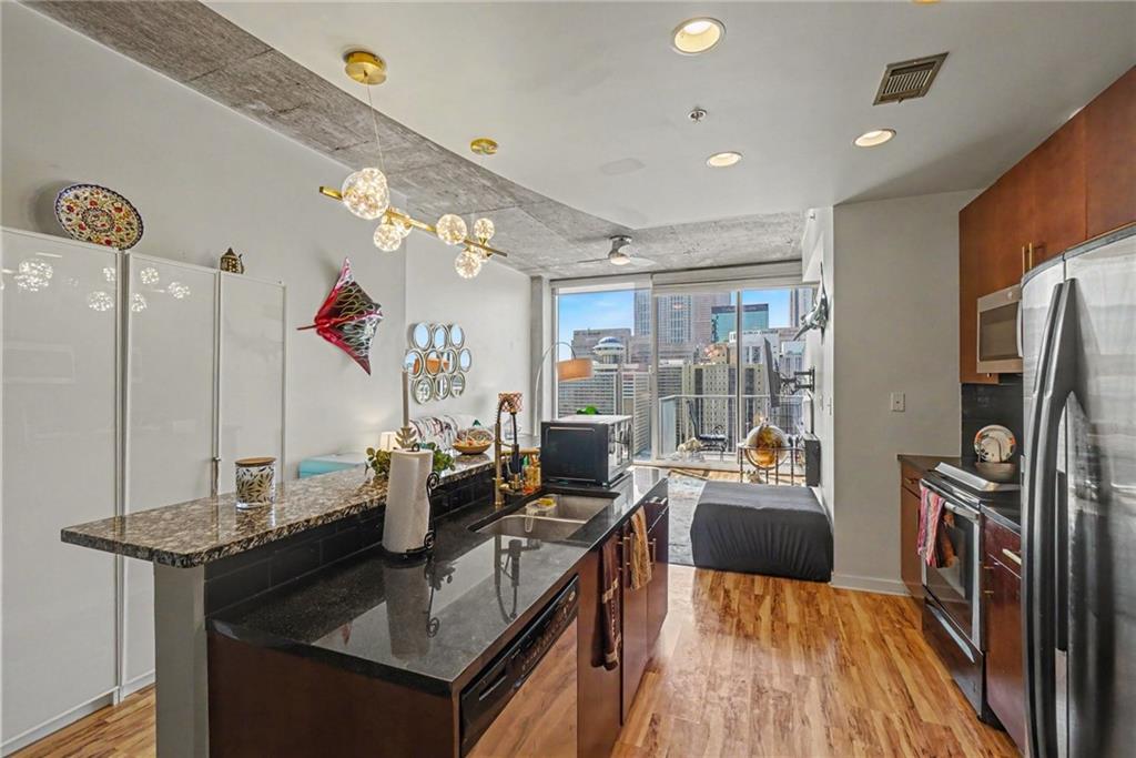 400 W Peachtree Street NW 2609