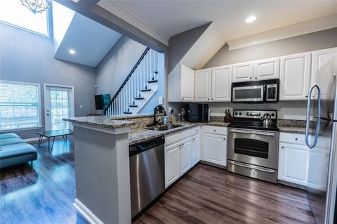 1401 Westchester Ridge NE Atlanta GA 30329