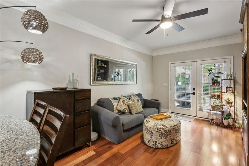 2700 Pine Tree Road 3006