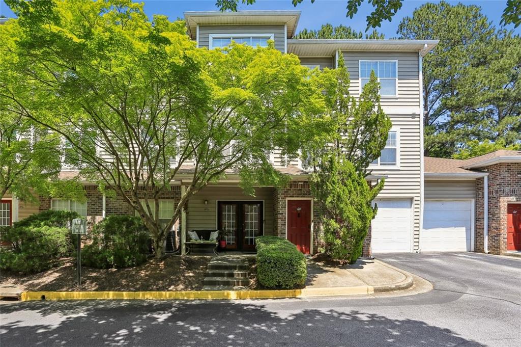 2700 Pine Tree Road 3006