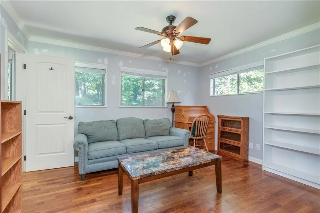 Atlanta, Georgia 30345, United States, 4 Bedrooms Bedrooms, ,2 BathroomsBathrooms,Residential,Active,195636