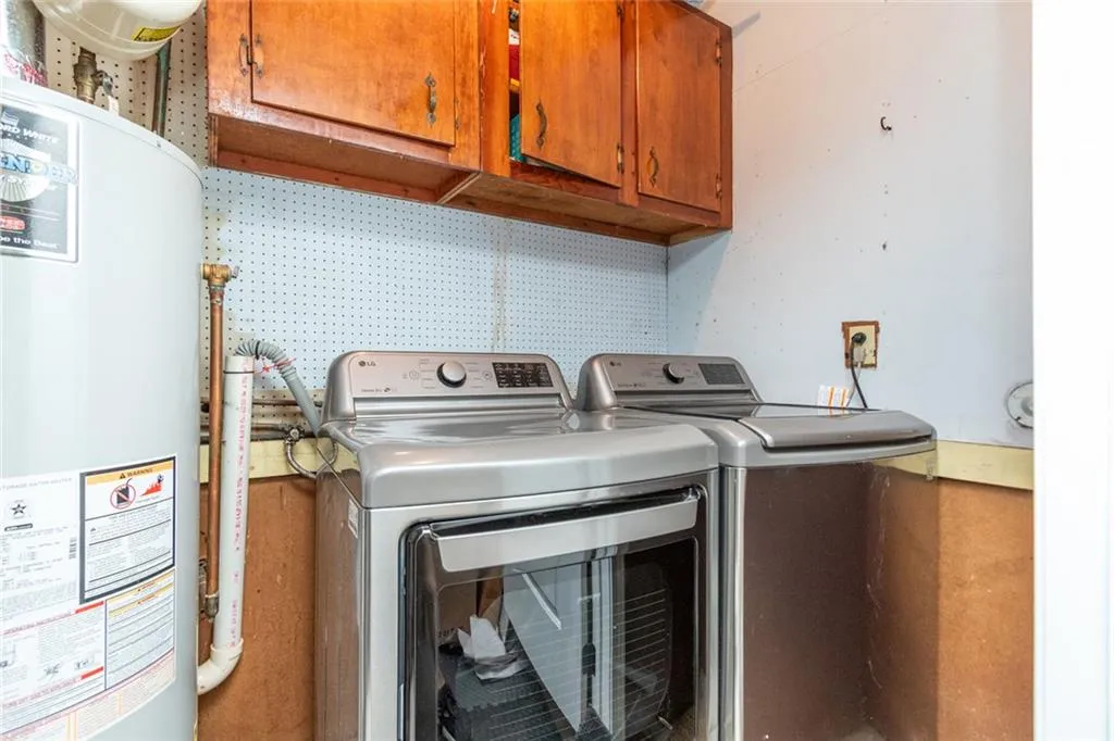 Atlanta, Georgia 30345, United States, 4 Bedrooms Bedrooms, ,2 BathroomsBathrooms,Residential,Active,195636