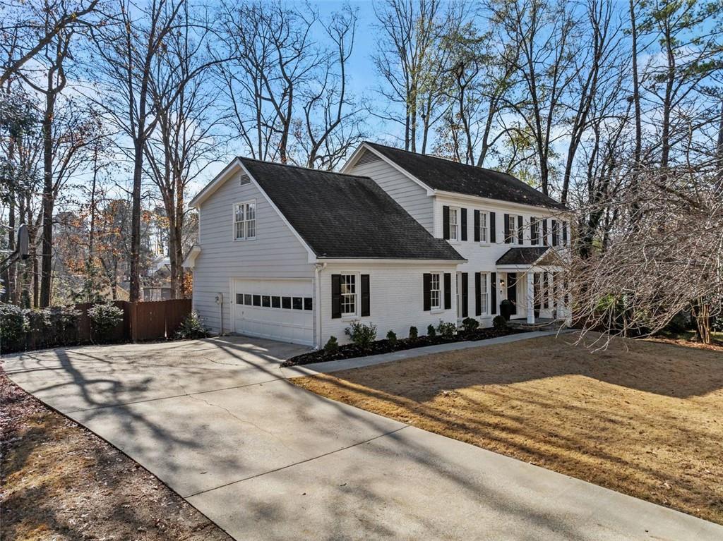 6304 BROOMSEDGE Trail