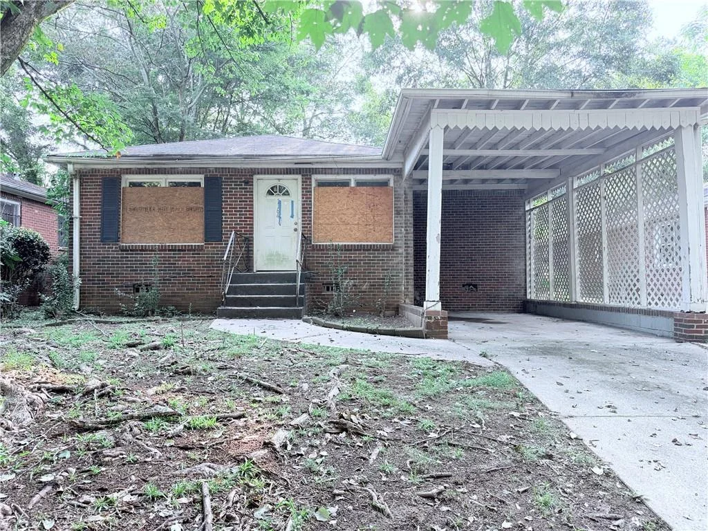 1164 Dolphin Drive SW