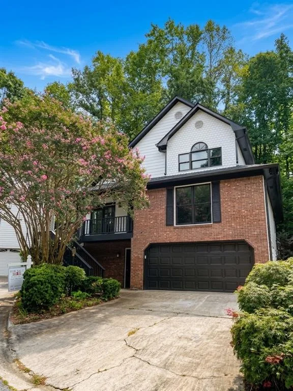 1825 Fair Oaks Place