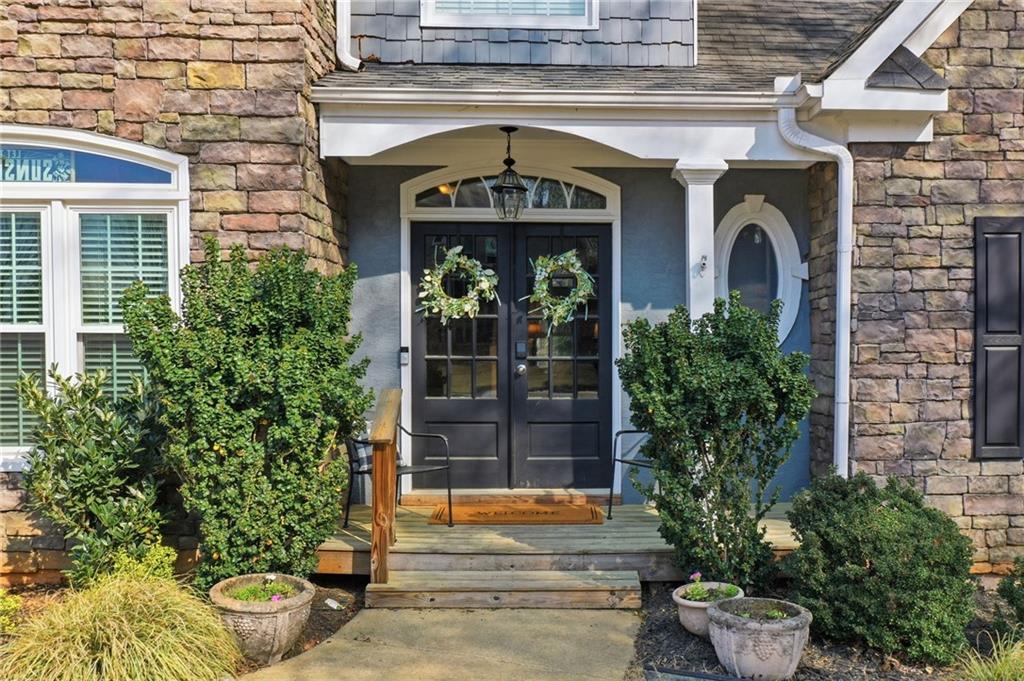 406 Lovinggood Landing Drive