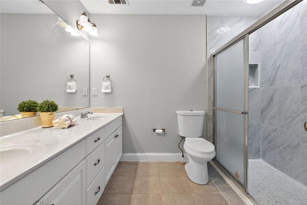 CANTERBURY COVE - Residential