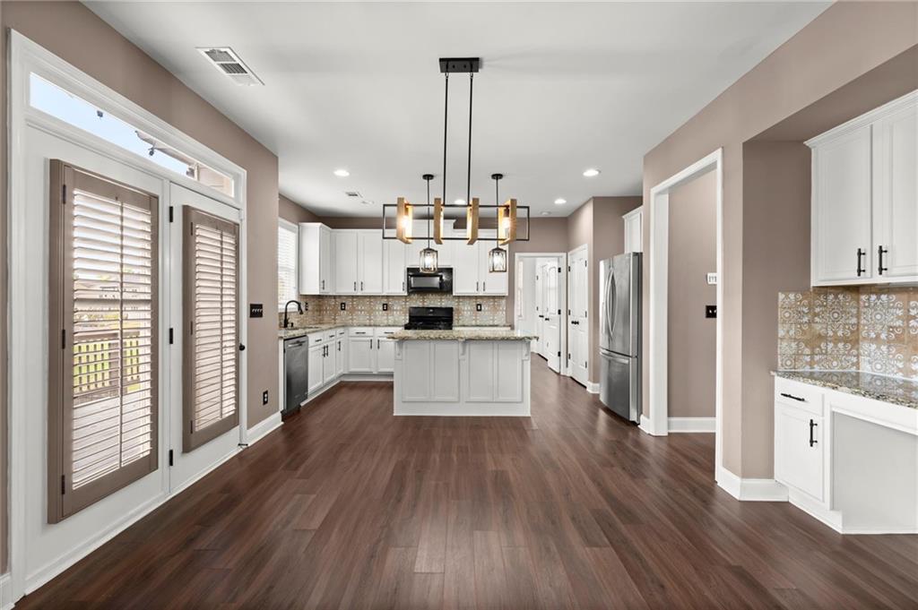 2238 Well Springs Drive, Buford, Georgia image 13
