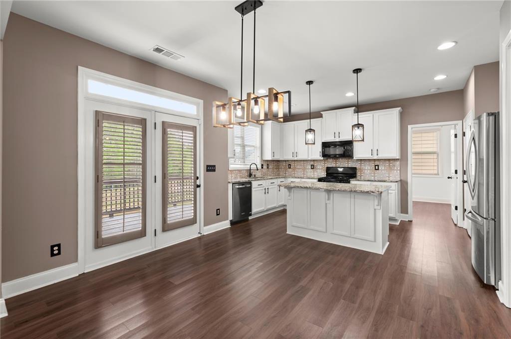 2238 Well Springs Drive, Buford, Georgia image 12