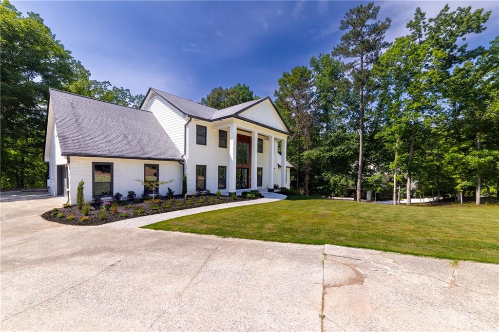 4 Bentley Trace Manor