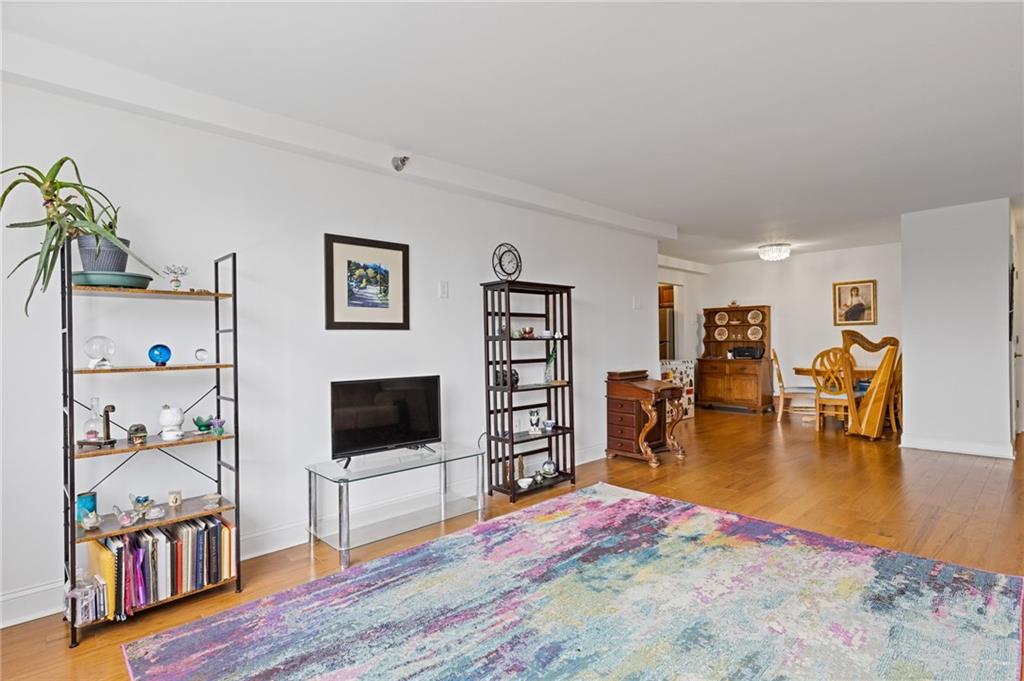 2479 Peachtree Road NE 402