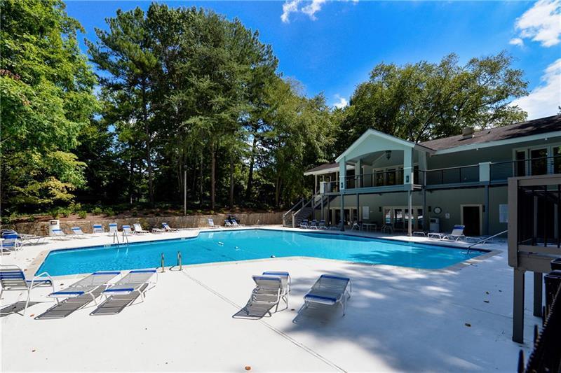 LAKEVIEW AT DUNWOODY SPRINGS - Residential