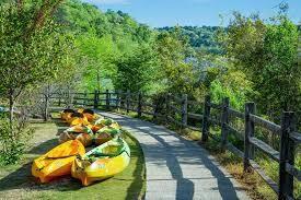 LAKEVIEW AT DUNWOODY SPRINGS - Residential