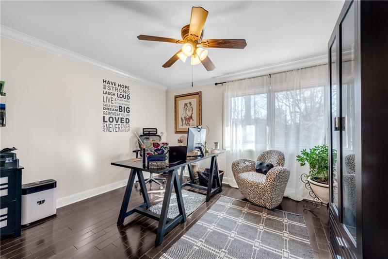 LAKEVIEW AT DUNWOODY SPRINGS - Residential