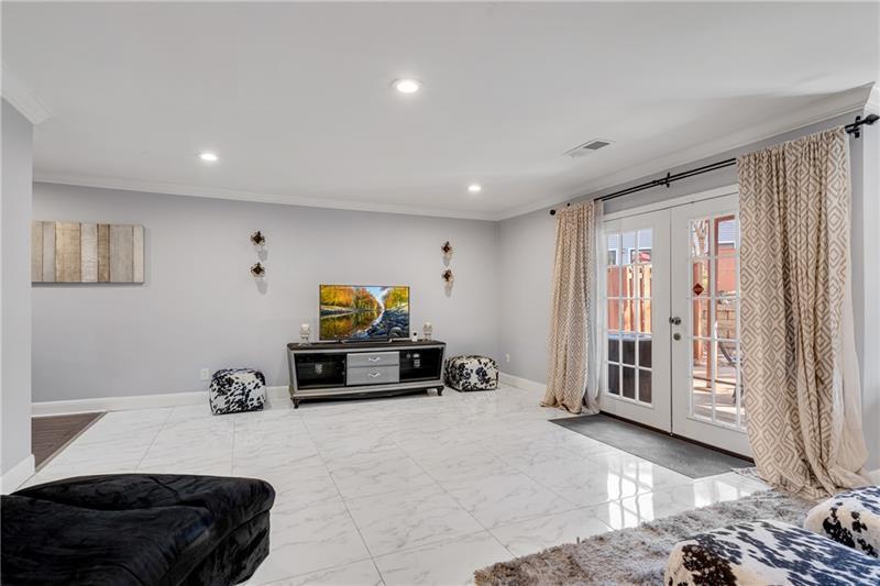 LAKEVIEW AT DUNWOODY SPRINGS - Residential