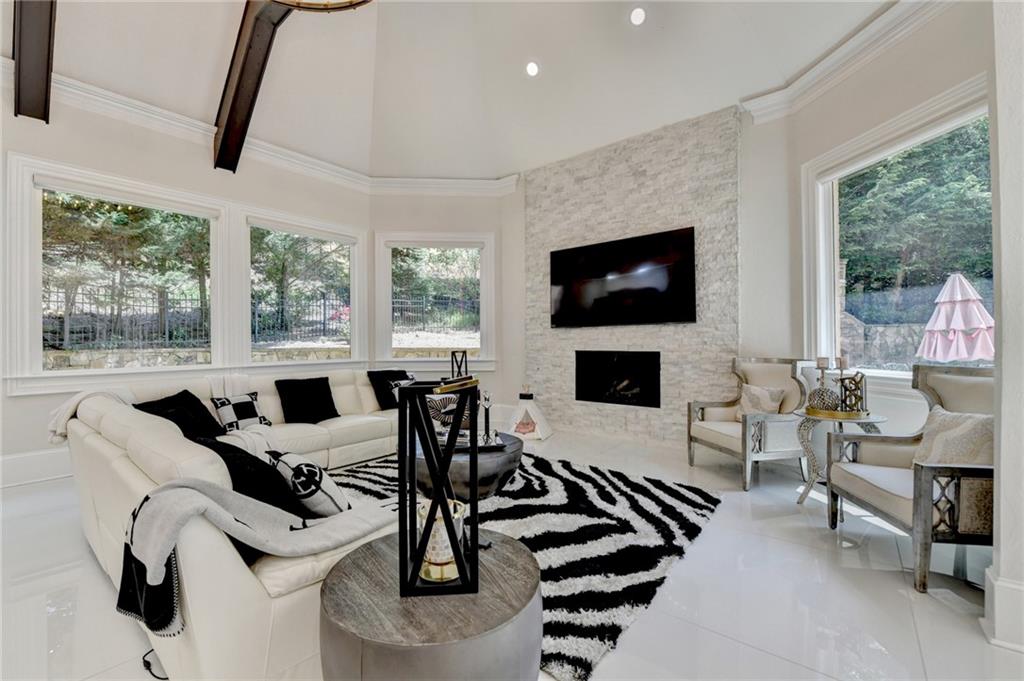 8525 Saint Marlo Fairway Drive Dr, Duluth, Georgia image 42