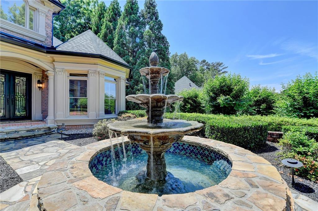 8525 Saint Marlo Fairway Drive Dr, Duluth, Georgia image 10