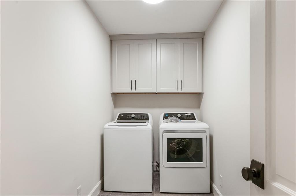 609 Pinetree Drive, Decatur, Georgia image 19