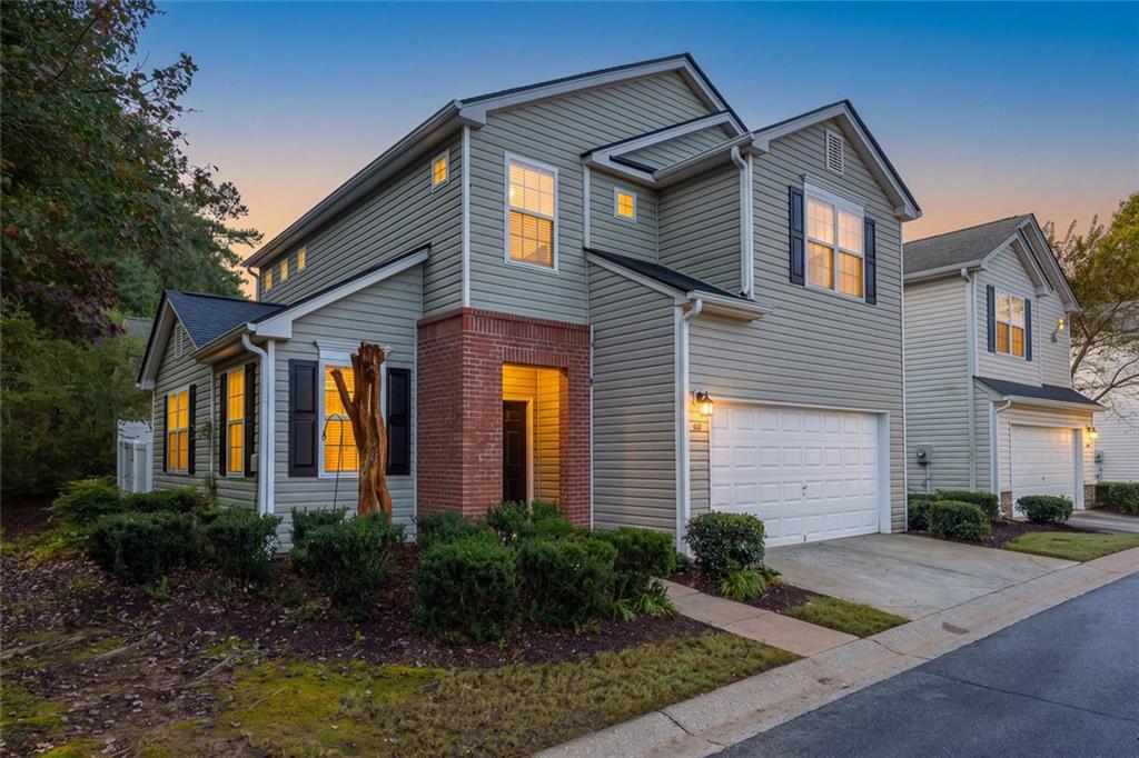 610 W Oaks Drive