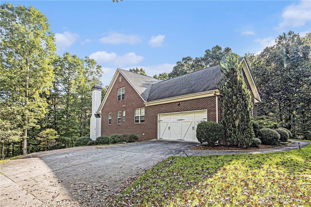 9810 Walnut Grove Trail