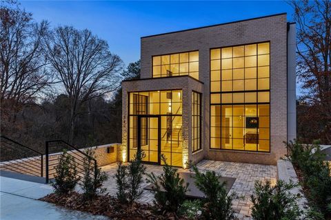 247 Huntington Road NE Atlanta GA 30309
