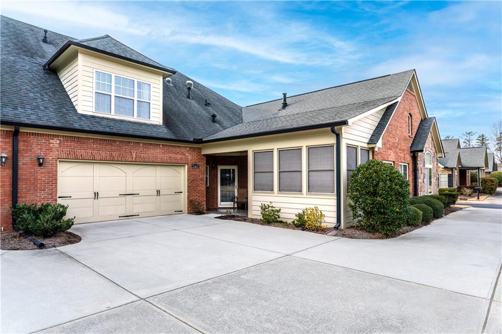 2401 Brookhavenrun Circle, Duluth, Georgia image 3