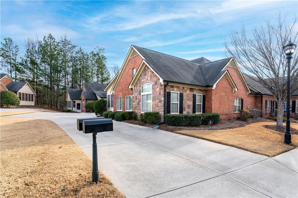 2401 Brookhavenrun Circle, Duluth, Georgia image 1