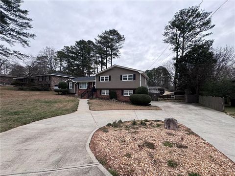 Homes For Sale - 3954 Manhattan Drive<br/> Kennesaw, GA 30144