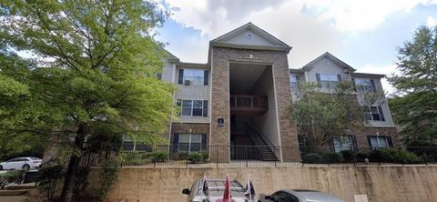 Condo For Rent - 2102 Par Three Way<br/> Lithonia, GA 30038