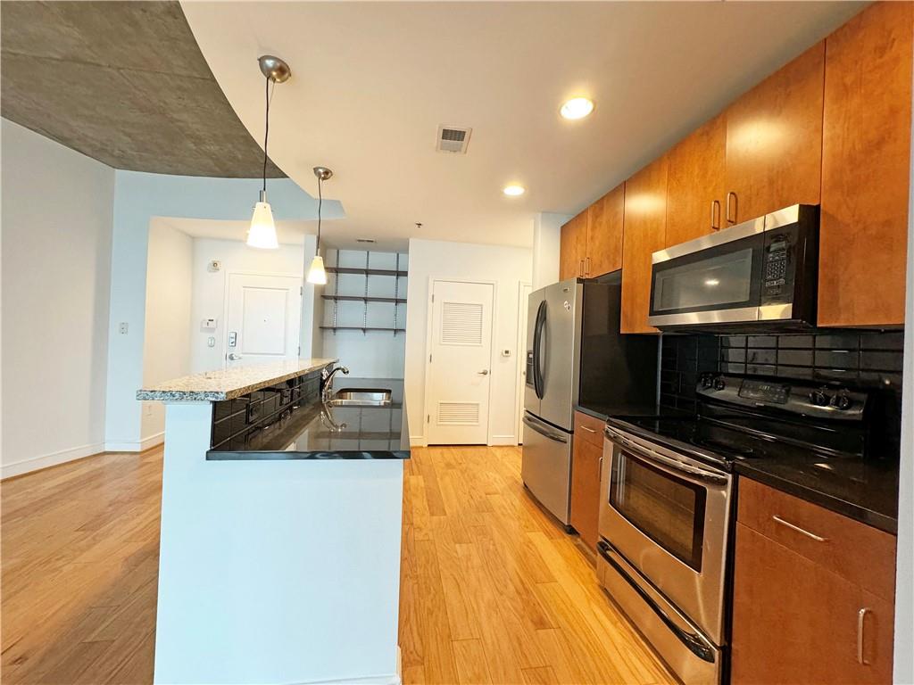 44 Peachtree Place NW #730