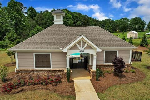 A home in Flowery Branch