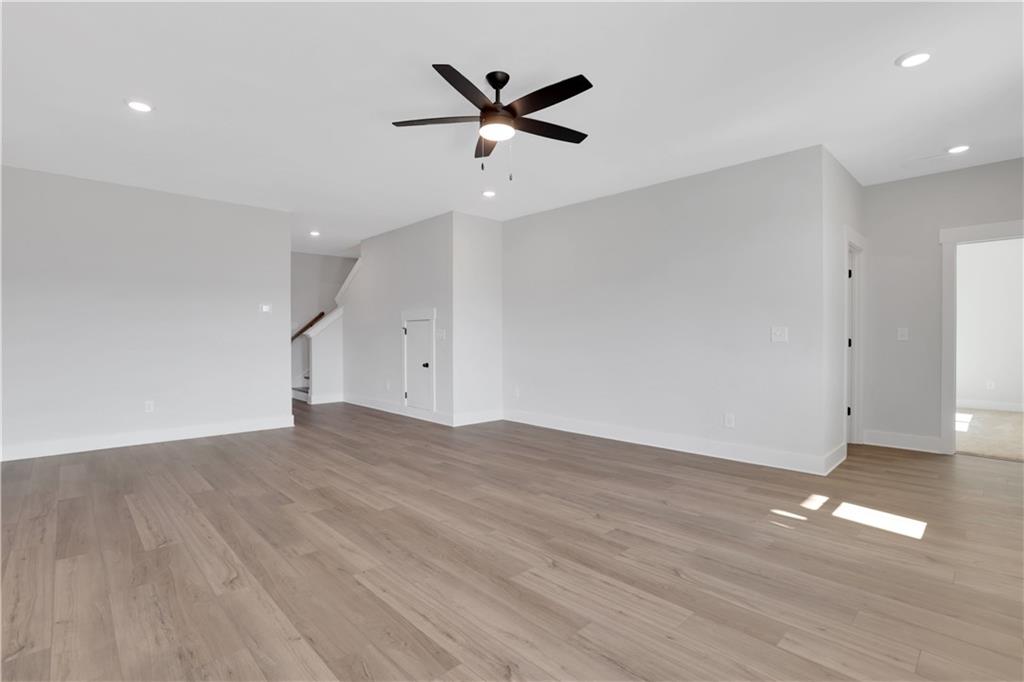 6803 Cambridge Drive, Flowery Branch, Georgia image 41