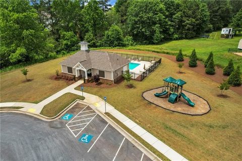 A home in Flowery Branch