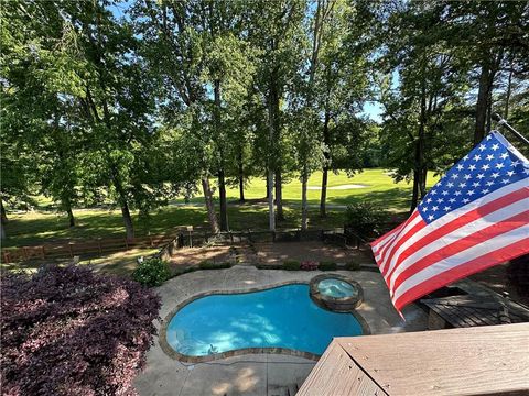 2555 The Fifth Fairway Roswell GA 30076