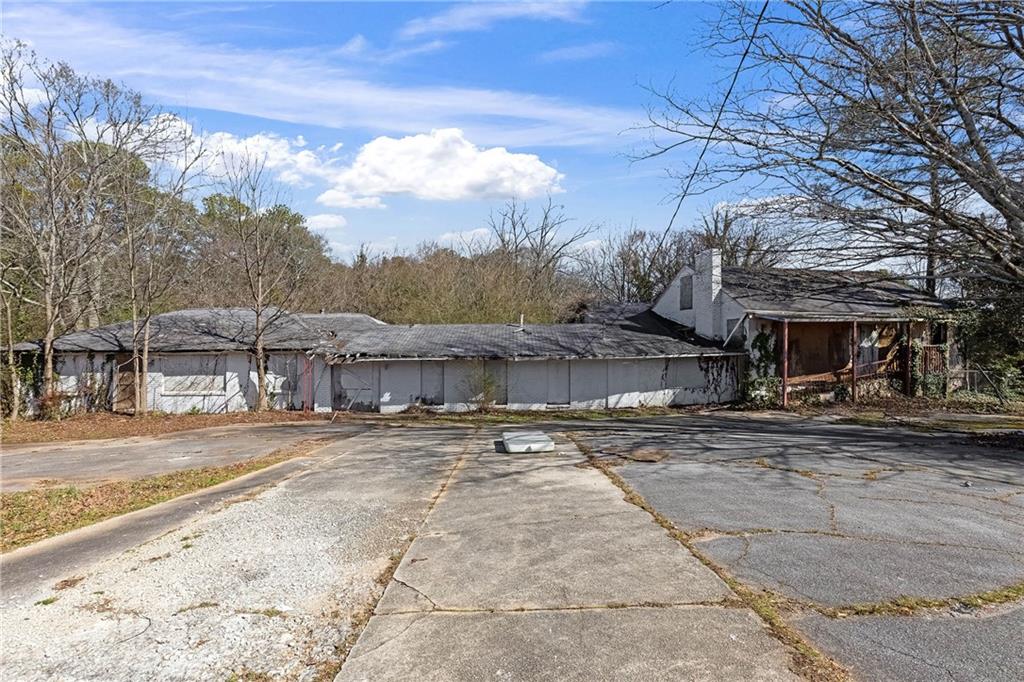 2076 Windy Hill Road, Decatur, Georgia image 10