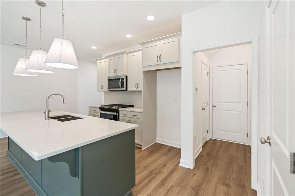 4651 Larkfield Way 13