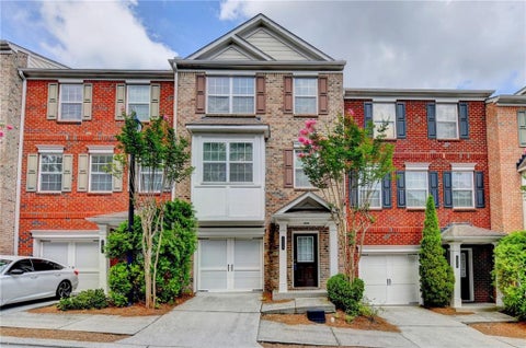 Condo For Sale - 2214 Landing Walk Drive<br/> Duluth, GA 30097