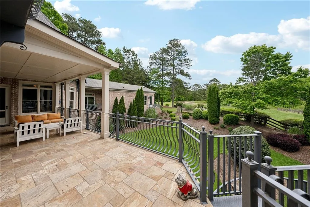 Alpharetta, Georgia 30004, United States, 6 Bedrooms Bedrooms, ,9 BathroomsBathrooms,Residential,Active,125431