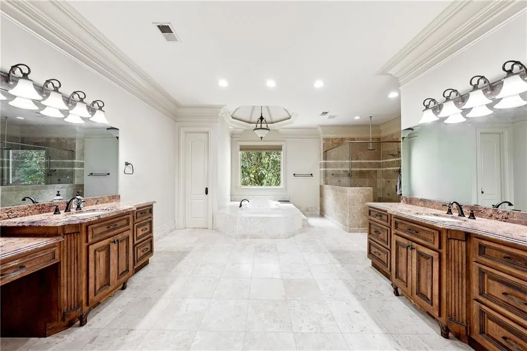 Alpharetta, Georgia 30004, United States, 6 Bedrooms Bedrooms, ,9 BathroomsBathrooms,Residential,Active,125431