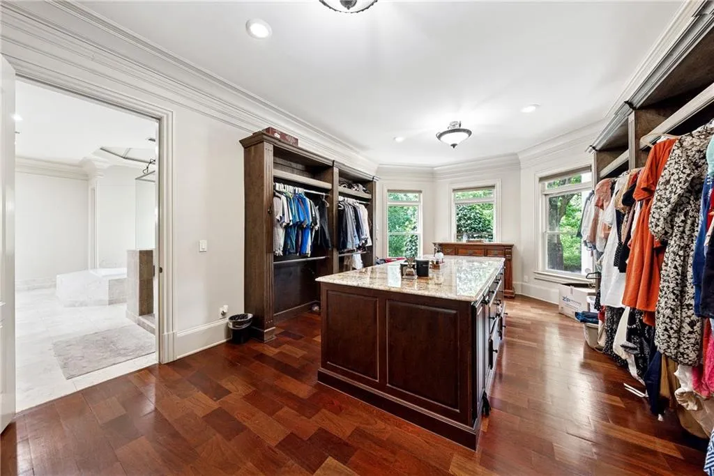 Alpharetta, Georgia 30004, United States, 6 Bedrooms Bedrooms, ,9 BathroomsBathrooms,Residential,Active,125431