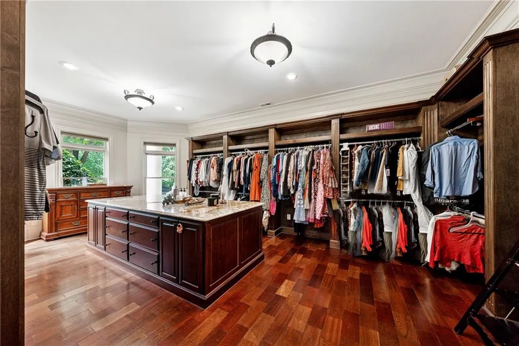 Alpharetta, Georgia 30004, United States, 6 Bedrooms Bedrooms, ,9 BathroomsBathrooms,Residential,Active,125431