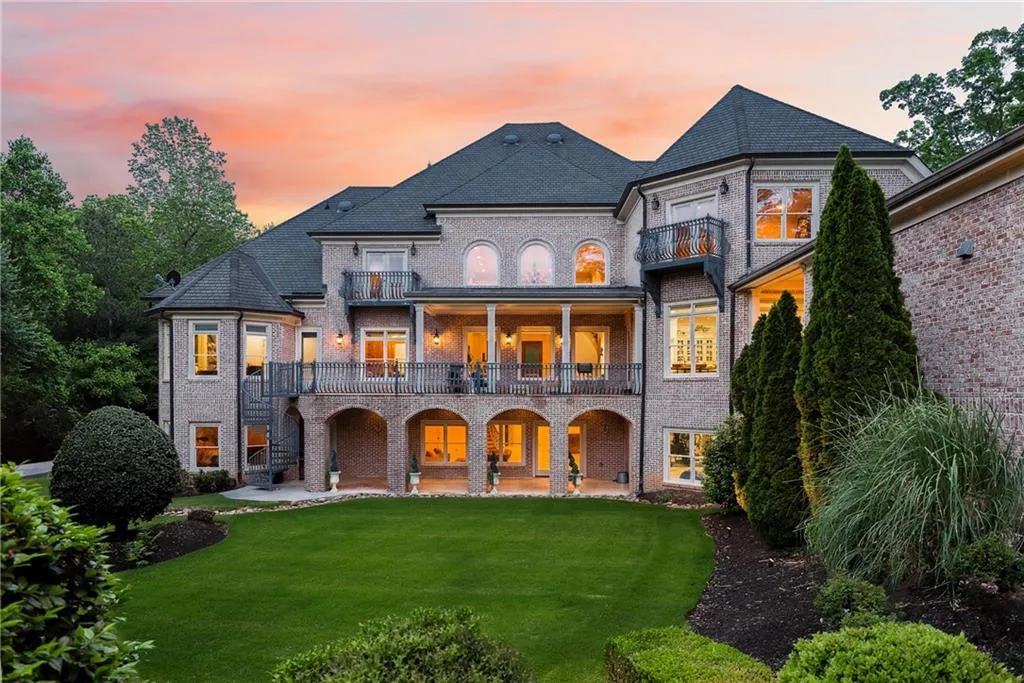 Alpharetta, Georgia 30004, United States, 6 Bedrooms Bedrooms, ,9 BathroomsBathrooms,Residential,Active,125431