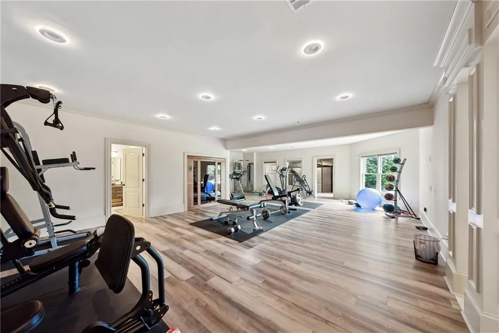 Alpharetta, Georgia 30004, United States, 6 Bedrooms Bedrooms, ,9 BathroomsBathrooms,Residential,Active,125431