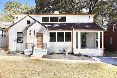 Photo of 85 E Lake Drive NE, Atlanta, GA 30317 (MLS # 7677885)