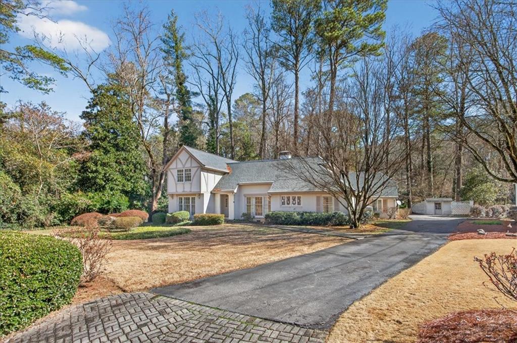 561 Bridgewater Drive