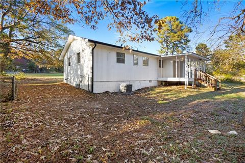 A home in Powder Springs