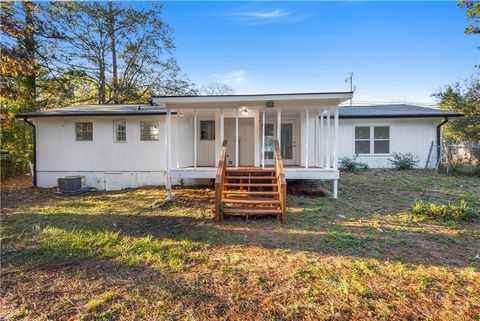 A home in Powder Springs