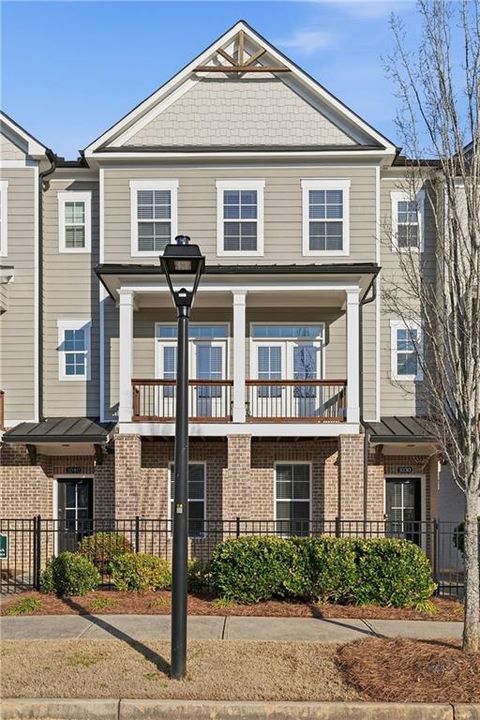 Townhouse For Sale - 1030 Rivermont Alley<br/> Roswell, GA 30076