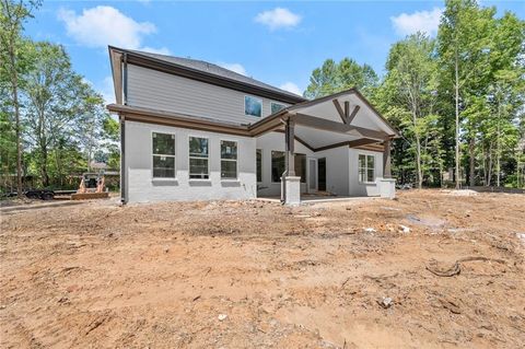 A home in Dacula