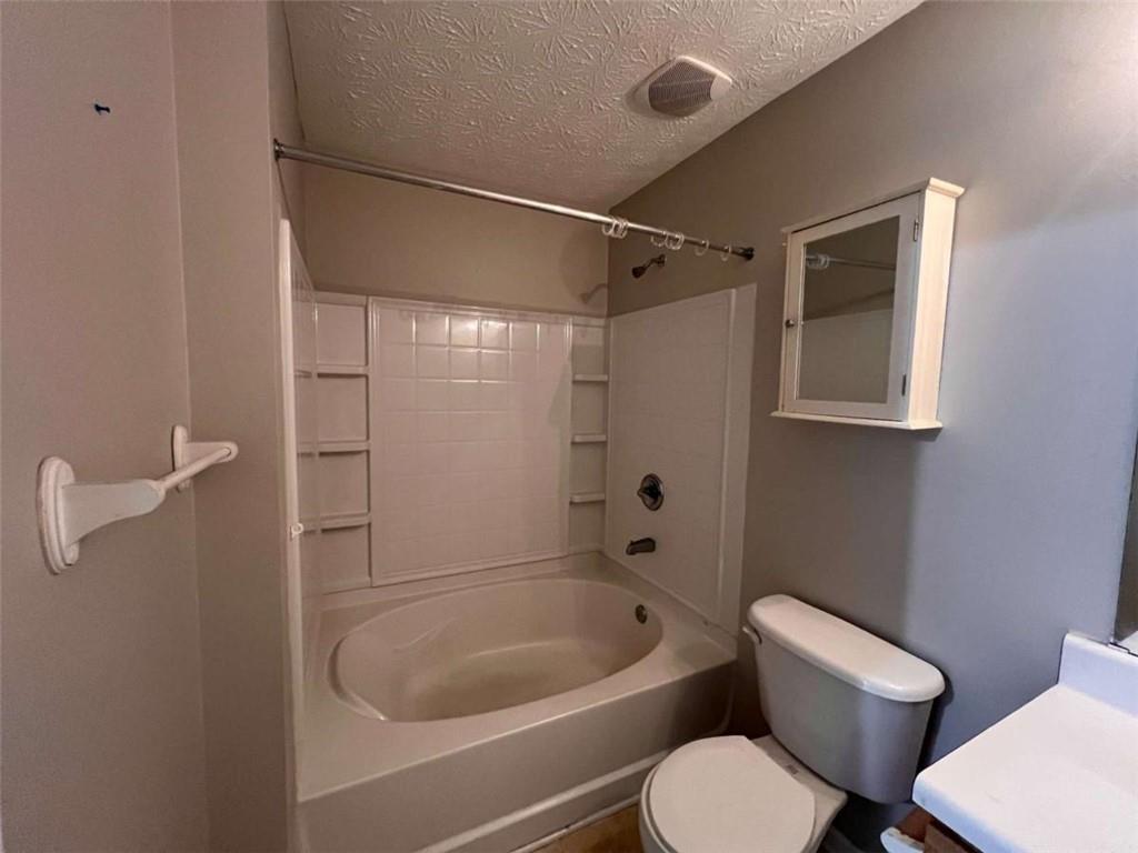 Fairington Park Condominium - Residential